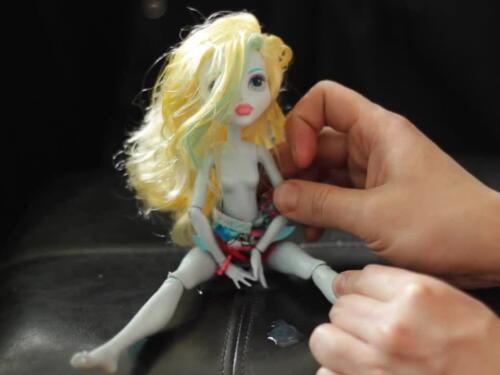 Lovely-looking lagoona damsel (monster high) receives wettened in jizz 19 times